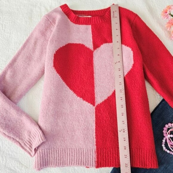 Cupcakes & Cashmere Women's Sweater Size XS Red Pink Colorblock Heart Retro - Picture 9 of 11